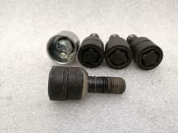 PORSCHE Porsche Panamera 970 Wheel Lock Bolts Set of 4 Lock Set KIT — thumbnail 2