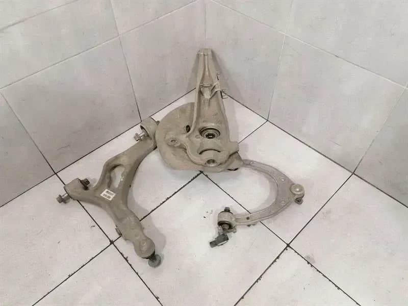 Porsche Cayenne 958 92A Left Front Hub 95834115500 Wheel Bearing Housing Front Left
