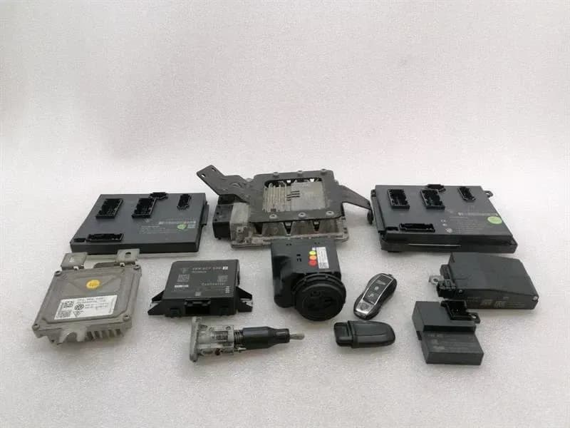 Porsche Cayenne 958 92A engine ECU 5WP46581 engine control unit turbo