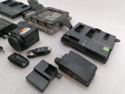 PORSCHE Porsche Cayenne 958 92A engine ECU 5WP46581 engine control unit turbo — thumbnail 3
