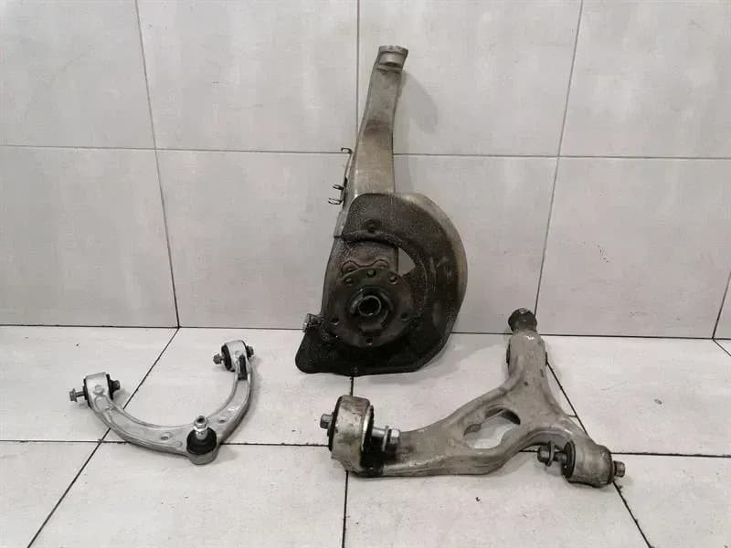 Porsche Cayenne 958 92a Left Front Hub 95834115500 Wheel Bearing Housing Front Left