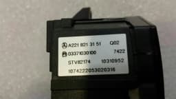 MERCEDES-BENZ Mercedes CL W216 Right Door Lock Switch A2218213151 Central Locking Switch — thumbnail 4