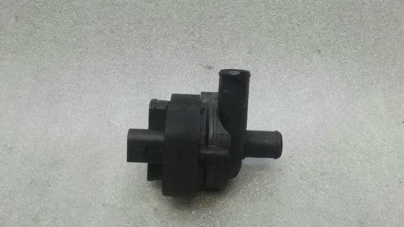 Mercedes ML W164 Additional Cooling Pump A2118350264 Coolant Pump Pump OM642