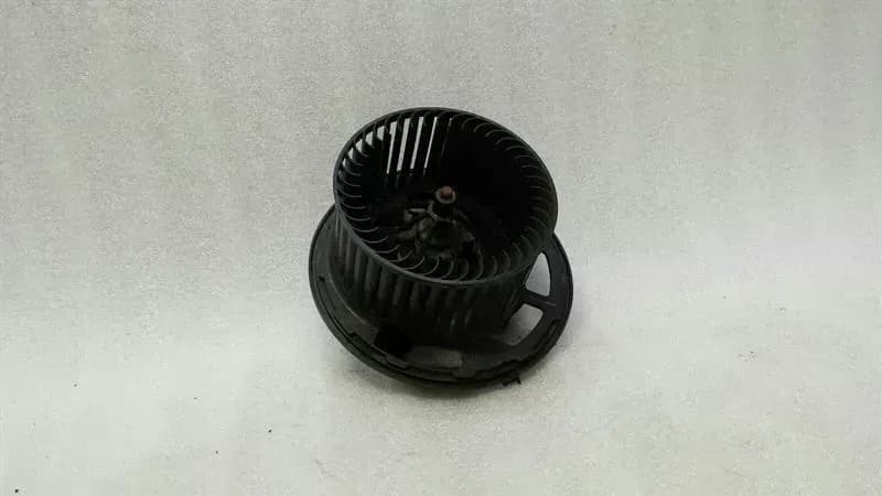 BMW BMW 1 Series E87 RHD Heater Blower 9227671 Right Hand Drive