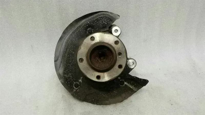BMW BMW 1 Series E87 Left Front Hub 6793923 wheel bearing housing front left