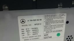 MERCEDES-BENZ Mercedes ML W164 CD player A1648209289 audio system controller radio audio — thumbnail 10