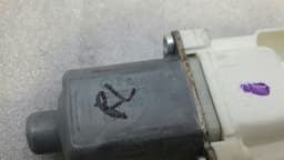 MERCEDES-BENZ Mercedes ML W164 rear left door window motor A2518200103 window regulator motor — thumbnail 3