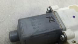 MERCEDES-BENZ Mercedes ML W164 Front Left Door Window Engine A2518200742 Power Window Motor — thumbnail 6