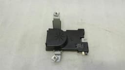 AUDI Audi S3 8P Aerial / Antenna 8P4035225D Antenna Amplifier — thumbnail 6