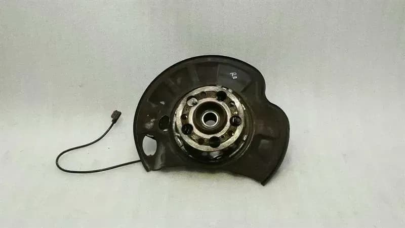 Mercedes S-Class W221 Right Rear Hub A2213502208 Wheel Bearing Housing Rear RE