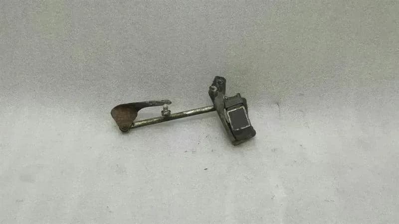 Mercedes CL W216 Xenon Level Sensor A0105427717 Level Sensor Rear.