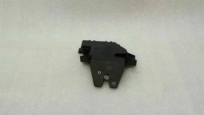 BMW 3 Series E46 E85 E63 E87 E90 boat lock 8196401 tailgate lock