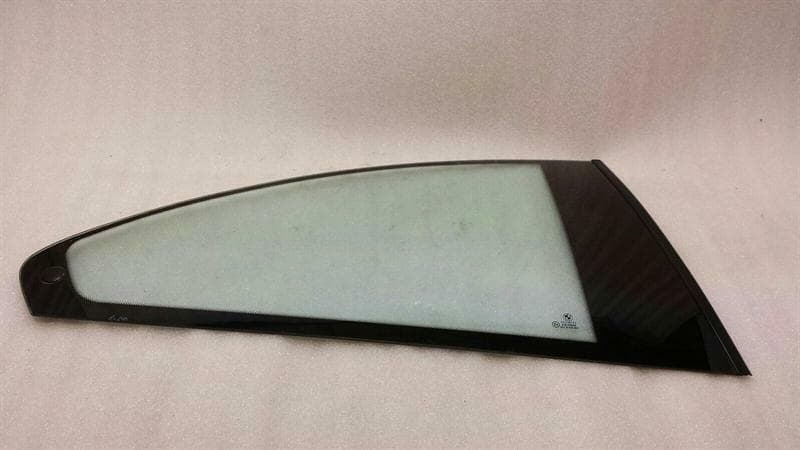 BMW BMW 3 Series E46 Right Rear 1/4 Glass 8209404 Door Window 1⁄4 Rear Right
