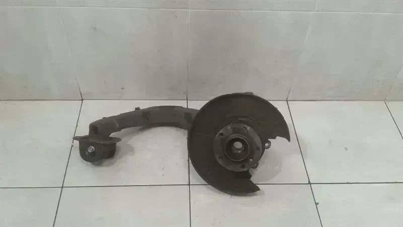 BMW Z4 E85 E86 Right Rear Hub 6774776 Wheel Bearing Housing Rear Right.