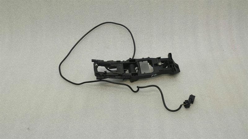 MERCEDES-BENZ Mercedes E Class W211 Front Right Handle Carrier A2117600234 Door Handle Carrier VR