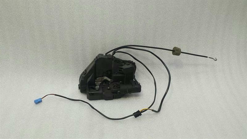 MERCEDES-BENZ Mercedes E Class W211 RRH door lock A2117301235 door lock rear right keyless