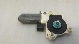 MERCEDES-BENZ Mercedes E Class W211 door window engine A2118202442 power window motor — thumbnail 2