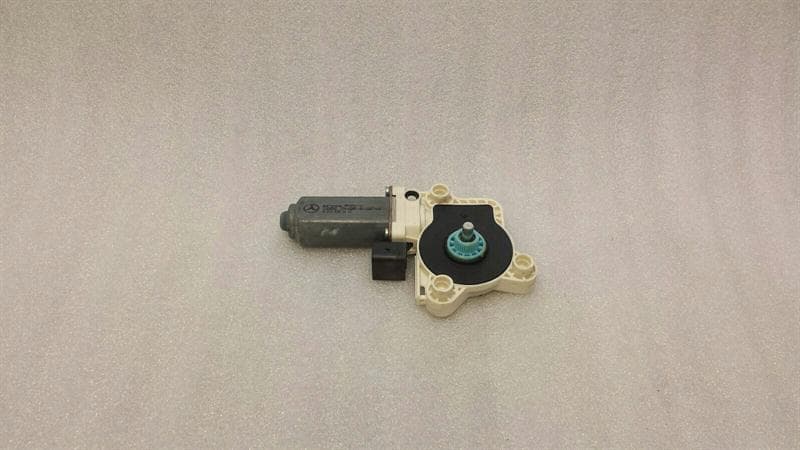MERCEDES-BENZ Mercedes E Class W211 door window engine A2118202442 power window motor