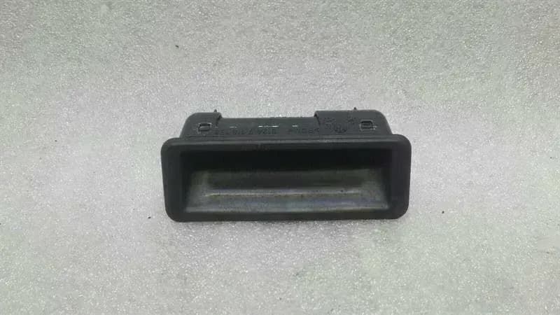 BMW BMW 3 Series E92 rear tailgate switch 7118158 boot lock switch