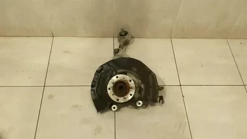 BMW 6 Series E63 Left Front Hub 2282889 Wheel Bearing Housing Front Left Complete