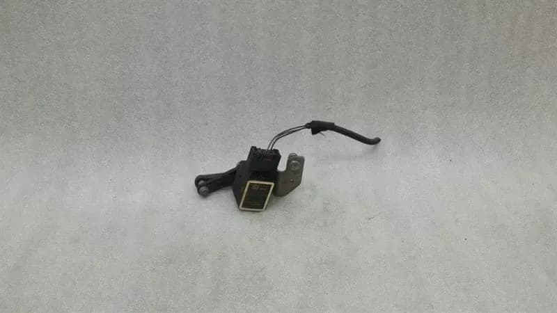 BMW BMW 6 Series E63 Rear Xenon Level Sensor 6776605 Level Sensor