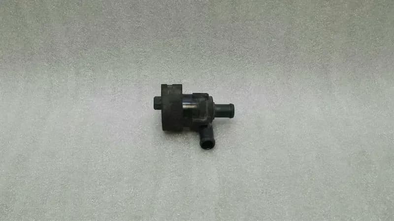 BMW BMW 6 Series E63 E64 M6 Additional Cooling Pump 6930550 Coolant Pump Pump