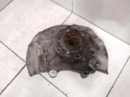 BMW BMW 6 Series E63 Right Front Hub 2282890 Wheel Bearing Housing Front Right — thumbnail 9