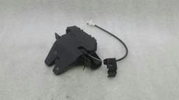 BMW BMW 6 Series E63 Boot Lock 8196401 Tailgate Lock — thumbnail 1