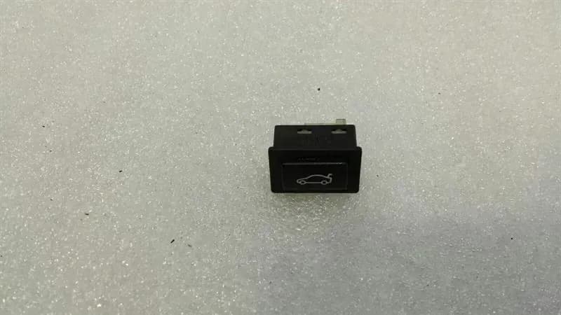 BMW 6 Series E63 Boot Switch 6921846 Tailgate Switch