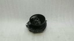 AUDI Audi S3 8V a3 RHD Heater Blower 5Q2819021B Right Handlebar — thumbnail 1