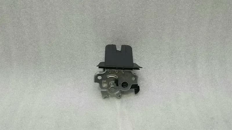 Audi S3 8V A3 Q5 A6 Boot Lock 8R0827505 Tailgate Lock