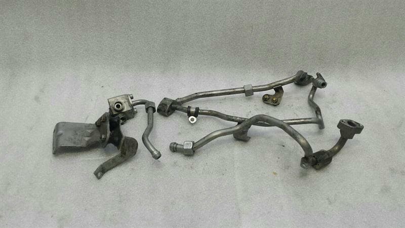 BMW BMW 5 Series F07 GT Turbo Oil Pipe Set 7577010 Turbocharger Oil Hose Kit