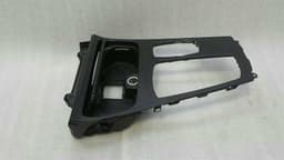 BMW BMW 5 Series F07 GT Cup holder 9142166 beverage holder holder — thumbnail 3