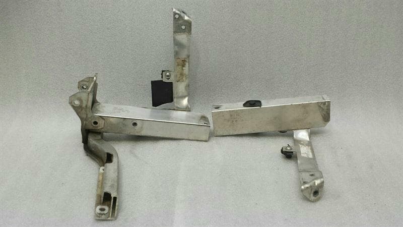 BMW BMW 5 Series F07 GT Holder Bracket 4868105 Holder Carrier Set Front Front
