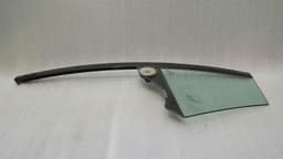 BMW BMW 5 Series F07 GT Left Rear 1/4 Glass 7197885 Door Window 1/4 Rear Left. — thumbnail 1