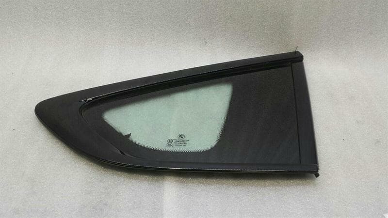 BMW BMW 5 Series F07 GT Right Rear 1/4 Glass 7197898 Door Window 1/4 Rear Right