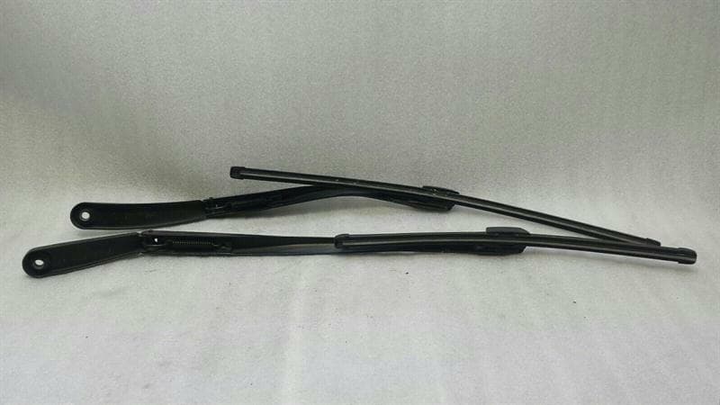 BMW BMW 5 Series F07 GT Wiper Arm 7207290 Windscreen Wiper Set Kit
