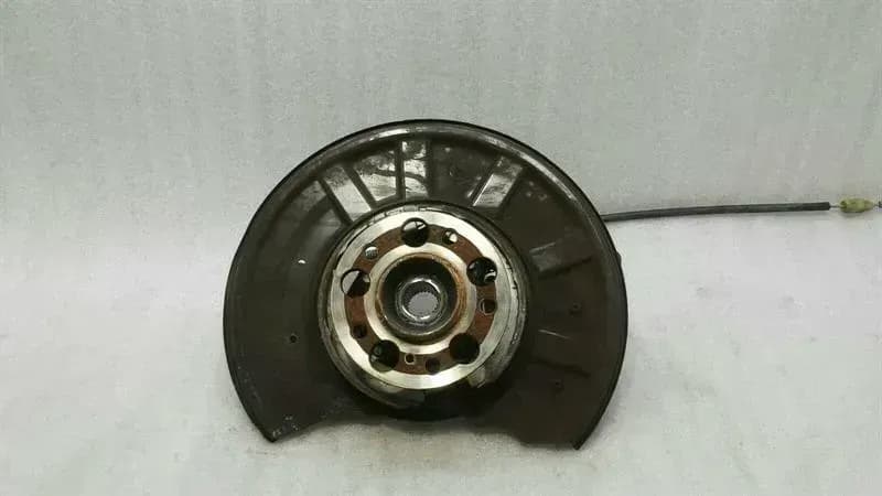 MERCEDES-BENZ Mercedes E Class W212 Left Rear Hub A2043500741 Wheel Bearing Housing Rear Left AMG