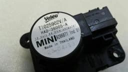 MINI Mini Countryman S R60 Vent Flap Motor 9286871 Servo Motor — thumbnail 6