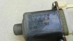 MERCEDES-BENZ Mercedes E Class W212 Rear Door Window Motor A2048200542 Window Regulator Motor — thumbnail 4