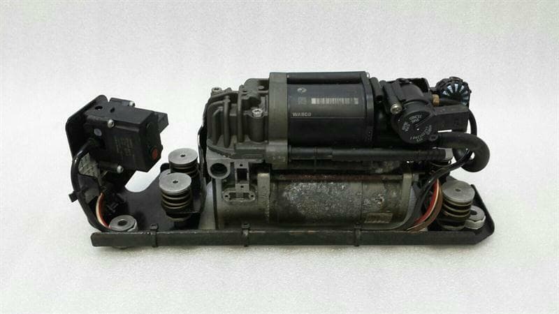 BMW BMW 5 Series F07 GT Air Suspension Pump 6794465 Compressor Air Suspension