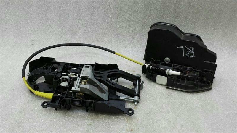 BMW BMW 5 Series F07 GT RLH door lock 7229459 door lock rear left