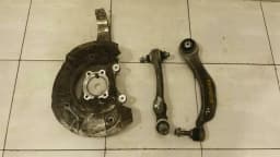 BMW BMW 5 Series F07 GT Left Front Hub 6775767 Wheel Bearing Housing Front Left — thumbnail 3