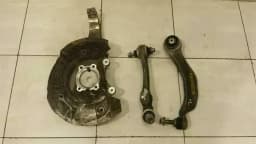 BMW BMW 5 Series F07 GT Left Front Hub 6775767 Wheel Bearing Housing Front Left — thumbnail 1