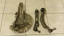 BMW BMW 5 Series F07 GT Left Front Hub 6775767 Wheel Bearing Housing Front Left — thumbnail 2