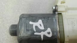 MERCEDES-BENZ Mercedes E Class W212 RRH Door Window Motor A2048200642 Window Regulator Motor HR — thumbnail 2