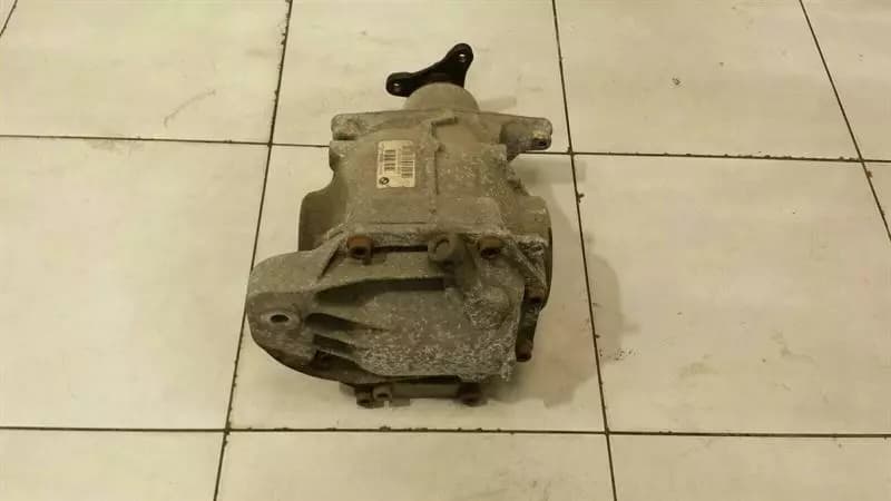 BMW BMW 5 Series F07 GT F01 F10 Rear Diff 7577101 Differential Rear 550i 3.08