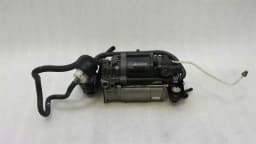 MERCEDES-BENZ Mercedes E63 W212 Suspension Pump A2123200104 Kompressor Air Suspension Airmatic — thumbnail 1