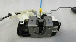 MERCEDES-BENZ Mercedes E Class W212 FRH door lock A0997200635 door lock front right — thumbnail 7