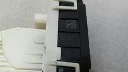 MERCEDES-BENZ Mercedes E Class W212 RLH door lock A0997300535 door lock rear left — thumbnail 4